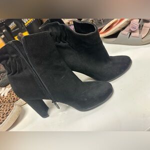 Elegant Black Suede Ankle Boots